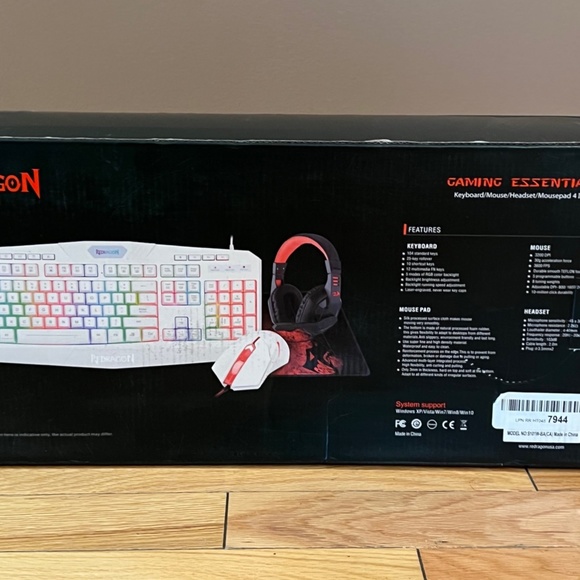 Redragon S101 Wired RGB Backlit Gaming Keyboard, Mouse, Mouse Pad, Headphone Set - Picture 6 of 14